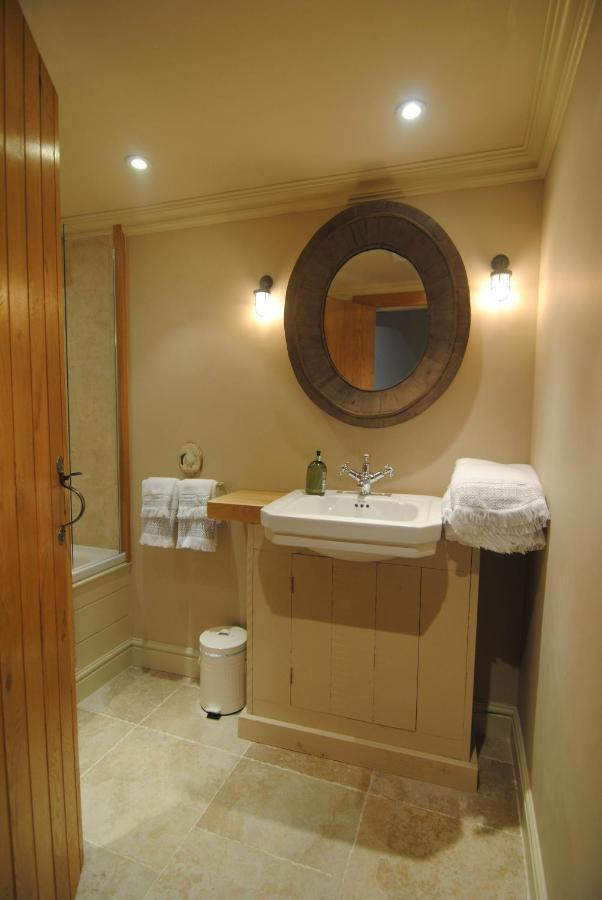 Courtyard Cottages Lymington, 2 Adults Only 외부 사진